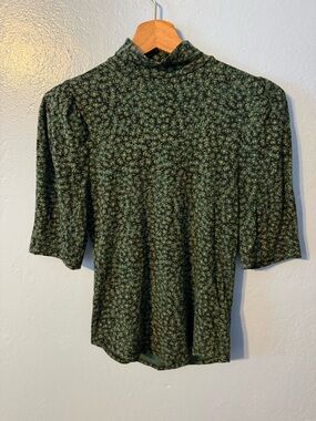 GAP Dark Green Floral Mock Neck Short Sleeve Top